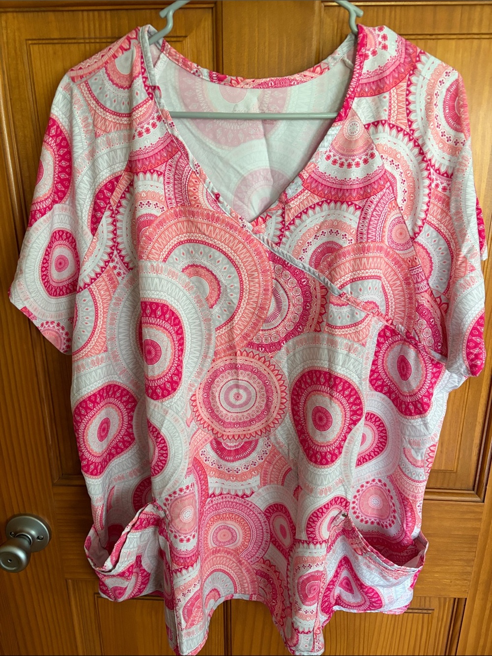 Easy stretch, butter, soft, scrub top